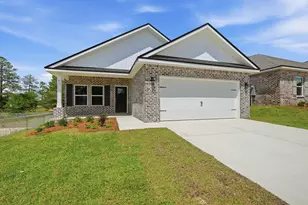 90 Spooner St, Defuniak Springs, FL 32433 - Photo 2