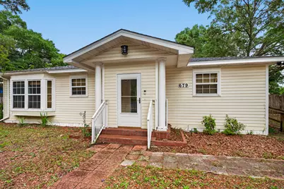679 Anderson Drive, Fort Walton Beach, FL 32547 - Photo 2