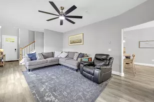 535 Riverwalk Cir, Freeport, FL 32439 - Photo 10