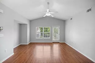 1501 N Partin Dr, Niceville, FL 32578 - Photo 6