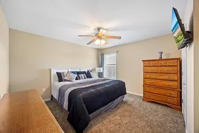 9624 Meadow Wood Lane, Navarre, FL 32566 - Photo 32