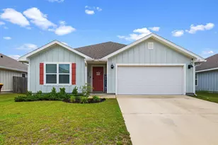 417 Scarborough St, Crestview, FL 32539 - Photo 1