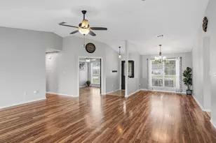 207 Secretariat Dr, Crestview, FL 32539 - Photo 12