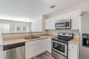 105 Swaying Pine Ct, Crestview, FL 32539 - Photo 10