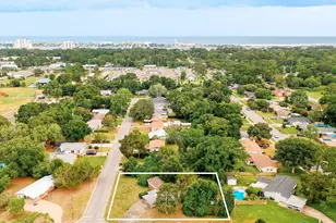 236 NW Shumpert St, Fort Walton Beach, FL 32548 - Photo 10