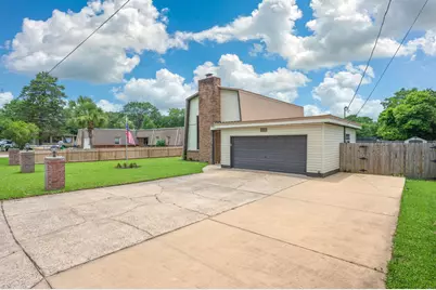 618 Russell Boulevard, Fort Walton Beach, FL 32547 - Photo 2
