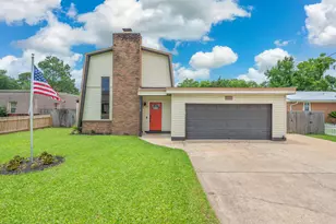 618 Russell Blvd, Fort Walton Beach, FL 32547 - Photo 1