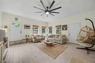 156 S Lindberg St, Crestview, FL 32536 - Photo 24