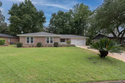 306 Biscayne Lane, Niceville, FL 32578 - Photo 2