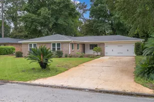 306 Biscayne Ln, Niceville, FL 32578 - Photo 1