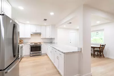 306 Biscayne Lane, Niceville, FL 32578 - Photo 8