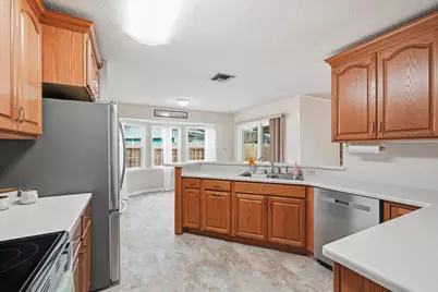 269 Echo Circle, Fort Walton Beach, FL 32548 - Photo 6