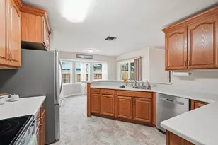 269 Echo Cir, Fort Walton Beach, FL 32548 - Photo 6