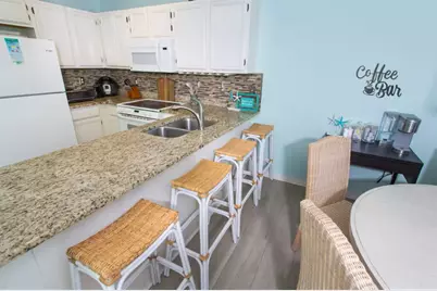 8174 Gulf Boulevard #B, Navarre, FL 32566 - Photo 10