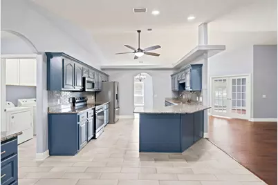 2386 Sherwood Drive, Navarre, FL 32566 - Photo 16