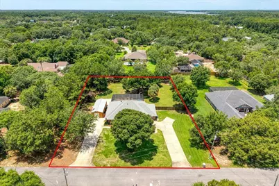 2757 Sumac Court, Navarre, FL 32566 - Photo 4