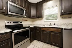 611 Bullock Blvd, Niceville, FL 32578 - Photo 10