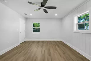 333 NW Hollywood Blvd, Fort Walton Beach, FL 32548 - Photo 22
