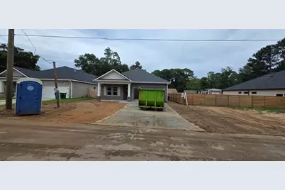 1913 Redwood Avenue, Niceville, FL 32578 - Photo 2