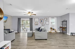611 Ferretti Ave, Fort Walton Beach, FL 32547 - Photo 14