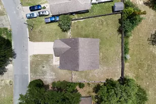 311 Ray Ave, Crestview, FL 32536 - Photo 6