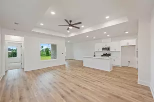 3082 Lucky Farm Ln, Panama City, FL 32404 - Photo 4