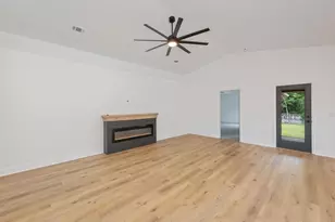 149 Strike Eagle Dr, Crestview, FL 32536 - Photo 10