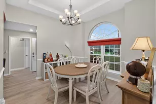 519 E Timberlake Dr, Mary Esther, FL 32569 - Photo 8