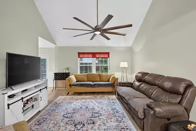 519 E Timberlake Drive, Mary Esther, FL 32569 - Photo 22