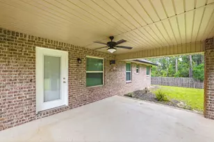 1960 Edgewood Dr, Navarre, FL 32566 - Photo 46