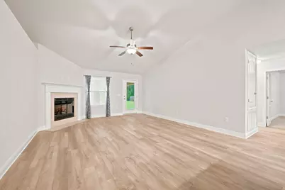 1960 Edgewood Drive, Navarre, FL 32566 - Photo 8