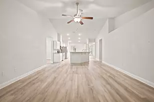 1960 Edgewood Dr, Navarre, FL 32566 - Photo 12