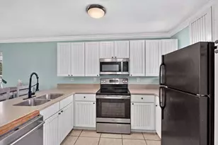 375 Bluefish Dr, Fort Walton Beach, FL 32548 - Photo 16