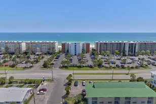 375 Bluefish Dr, Fort Walton Beach, FL 32548 - Photo 2