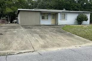 109 SW Third Ave, Fort Walton Beach, FL 32548 - Photo 2