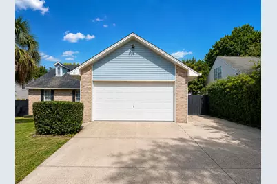 111 Trenton Avenue, Crestview, FL 32539 - Photo 1