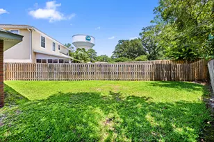 1968 Waterford Ridge Rd, Fort Walton Beach, FL 32547 - Photo 18