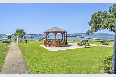 511 Fallin Water Drive, Mary Esther, FL 32569 - Photo 54