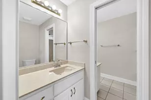 511 Fallin Water Dr, Mary Esther, FL 32569 - Photo 34