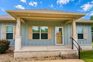 8195 Shooter Ln, Laurel Hill, FL 32567 - Photo 4