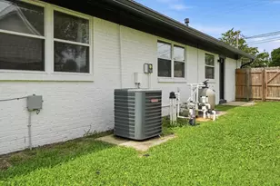 618 NE Country Club Ave, Fort Walton Beach, FL 32547 - Photo 42