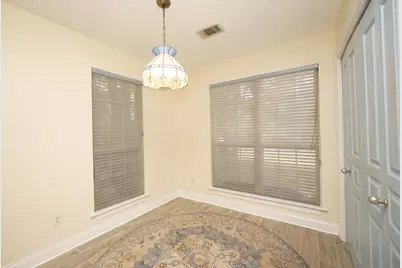 1700 Glenwood Court, Niceville, FL 32578 - Photo 10
