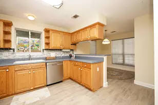 1700 Glenwood Ct, Niceville, FL 32578 - Photo 10