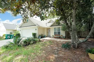 1700 Glenwood Ct, Niceville, FL 32578 - Photo 2