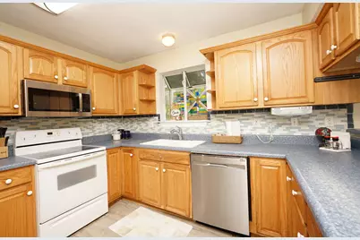 1700 Glenwood Court, Niceville, FL 32578 - Photo 8