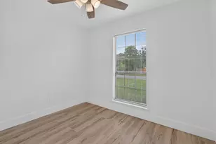 1425 Mixon Dr, Fort Walton Beach, FL 32547 - Photo 24