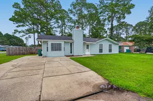1425 Mixon Dr, Fort Walton Beach, FL 32547 - Photo 42