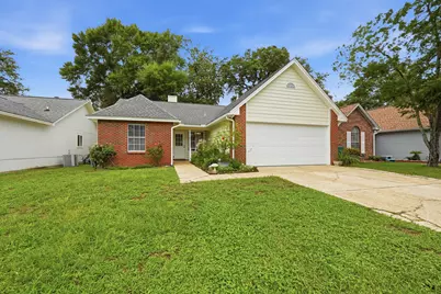 181 Wright Circle, Niceville, FL 32578 - Photo 4