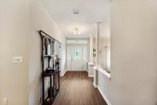 2555 Holley Pl, Navarre, FL 32566 - Photo 10