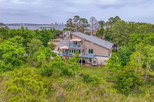 1132 Soundview Trail, Gulf Breeze, FL 32561 - Photo 48